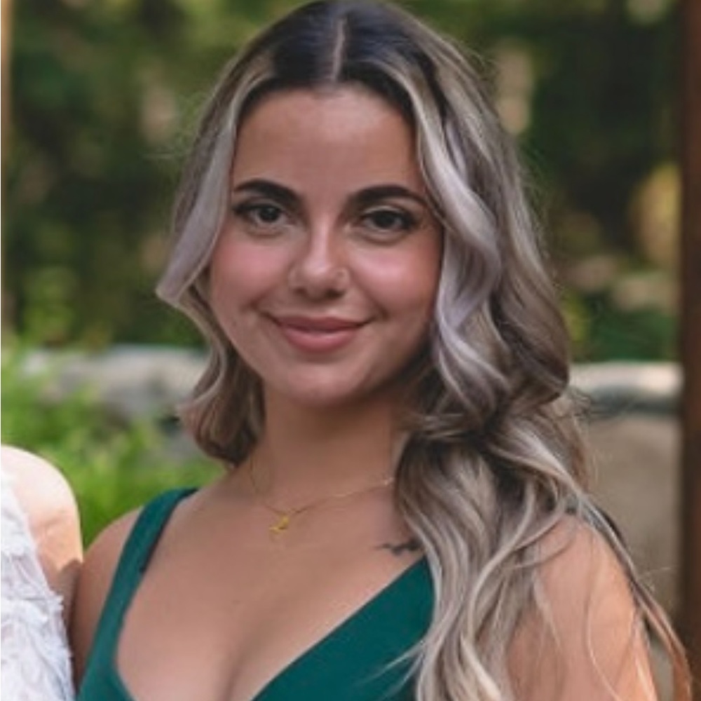 Meet your Posher, Bianca